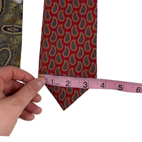 Vintage Liberty of London Lot of 100% Silk Ties Gold Paisley and Red Paisley - Picture 5 of 5